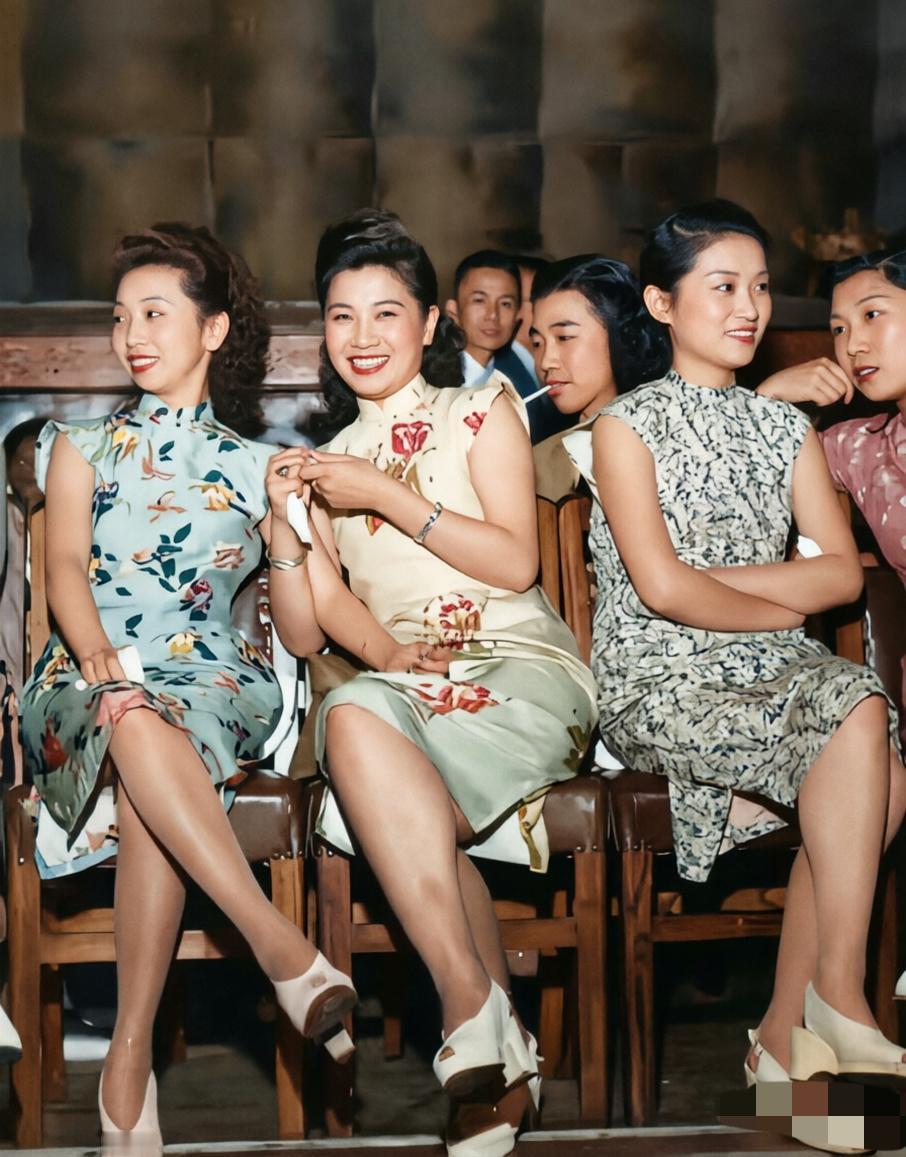 旧社会的上海舞女，这气质，放到现在也是顶流。