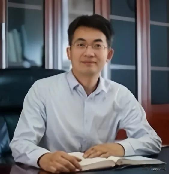有才无德的人，其实对这个社会的破坏性更大！近日，安微大学副校长付磊被亲生女儿举