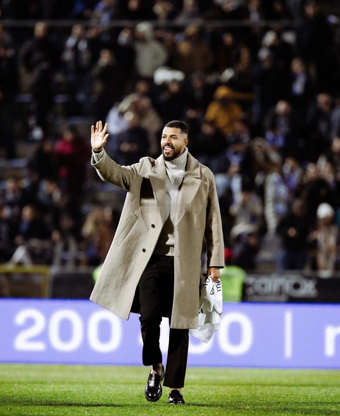 北京国安北京国安前国安外援安德森席尔瓦发布社交媒体致敬法马利康俱乐部🫡重回