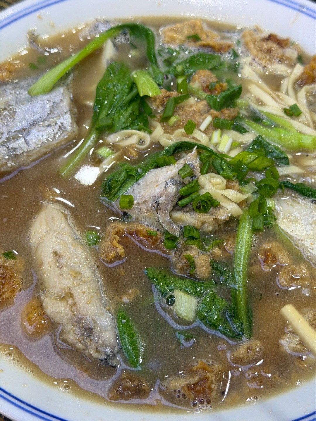 来舟山，怎么能不吃海鲜面！