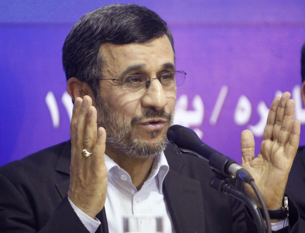 邱毅：内贾德受到重用，已经成为伊朗反美铁三角之一。铁三角分别是穆杰塔巴、拉里