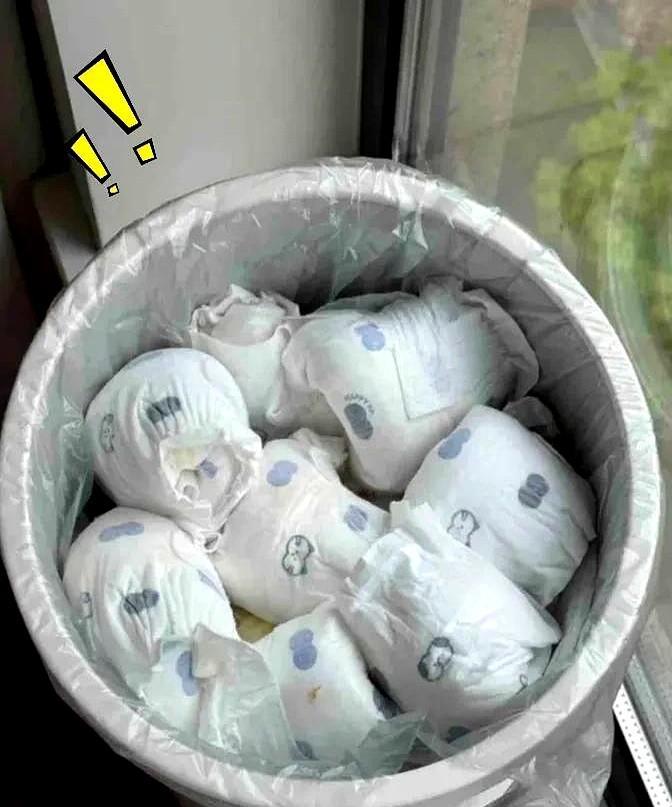 大无语！我家月嫂半个月竟给宝宝用了200多片NB码尿不湿，每天得换十几次。看