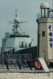 攻守易形！中国海警直接捅穿了日本的“心理防线”。 12月10日，海警2501