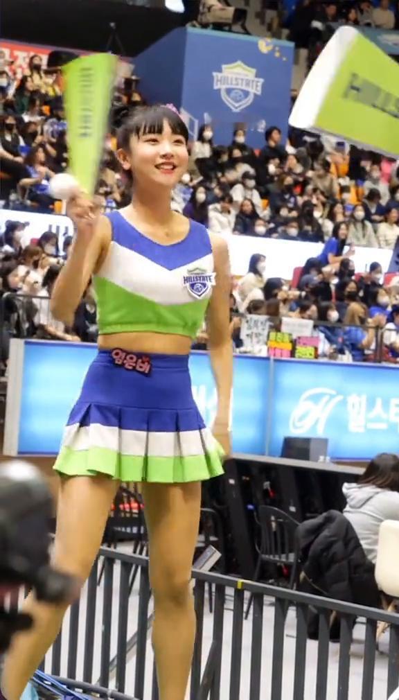 把它拿起，别动，往前走。