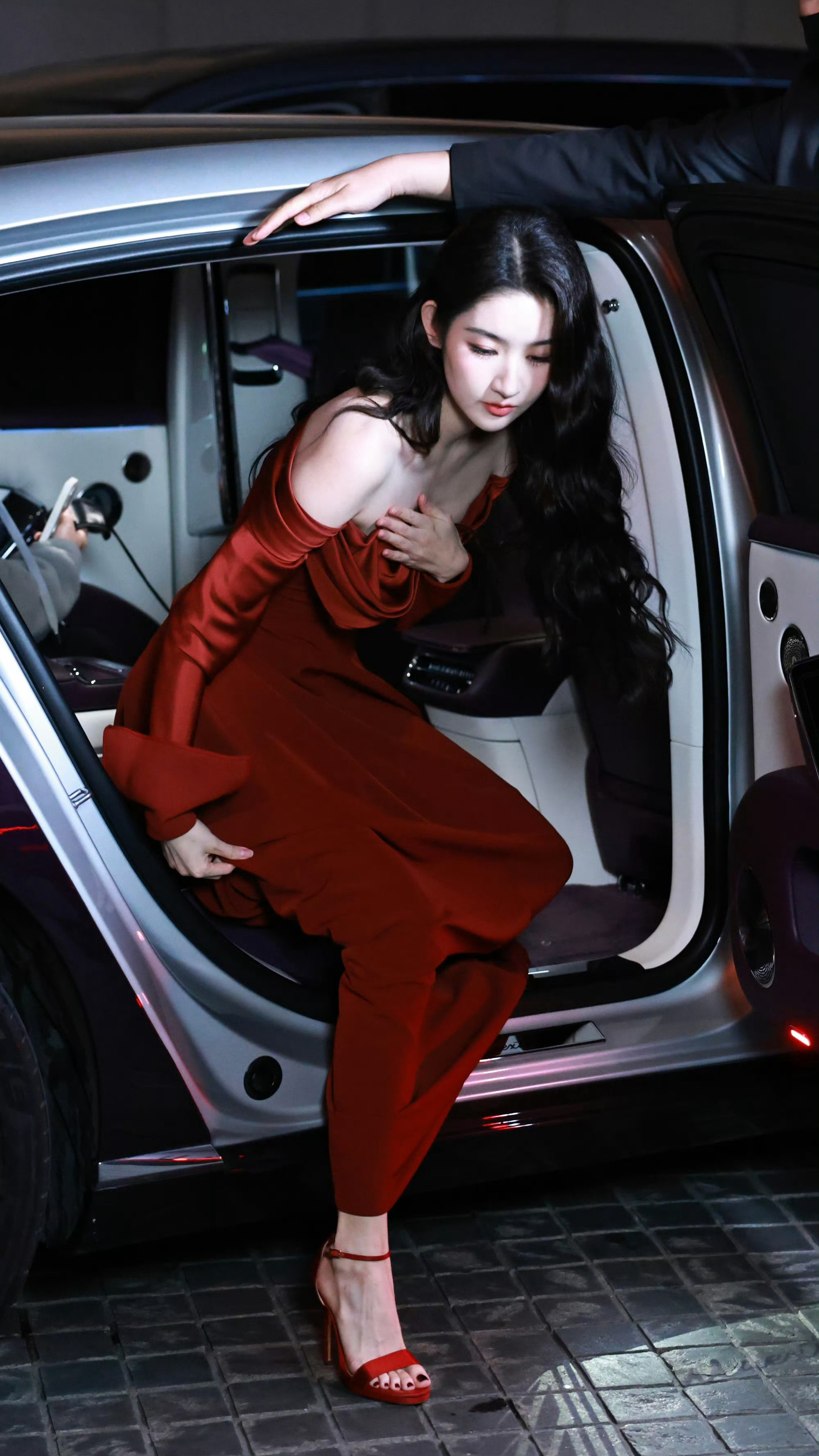 王玉雯这次下车神图有了太美了