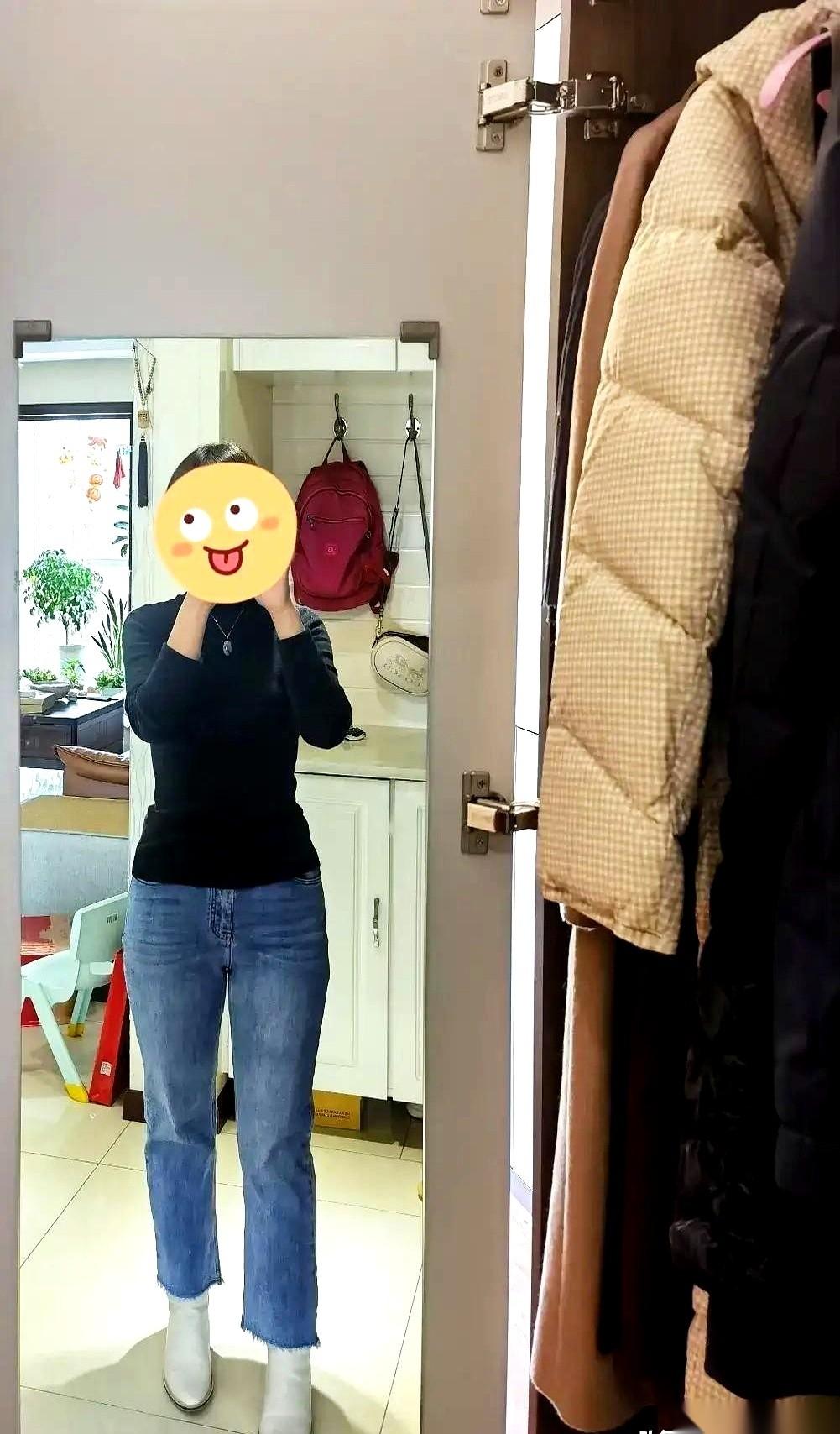 晴天霹雳。我才发现，我老公，居然打心眼儿里瞧不上我最爱的那条牛仔裤。他说，他