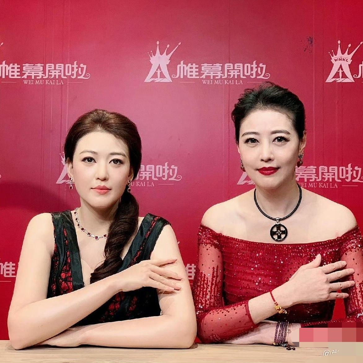 周海媚的蜡像，成了粉丝新的打卡地，看哭不少人。2020年1月5日，广