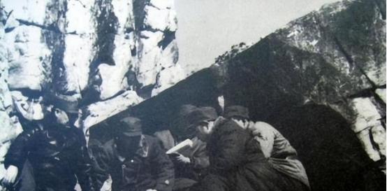 1946年，一员猛将空降东北，总部首长一看他却头疼了：人来了，兵在哪呢，让他去给