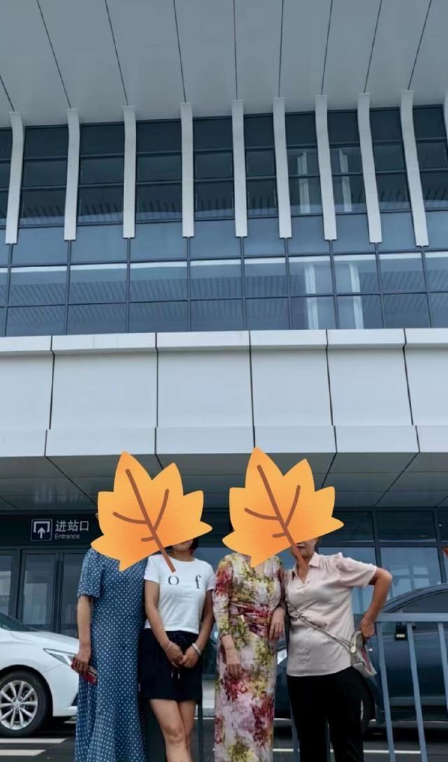 270万拆迁款，女儿只配拿50万？哥嫂一句“嫁出去的水”就把人打发了，转头给