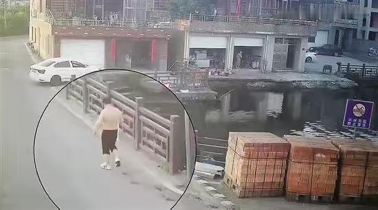 女儿落水被救，杭州爸爸多方奔波，找监控、查车牌……街头认出车牌后默默追了3公里，