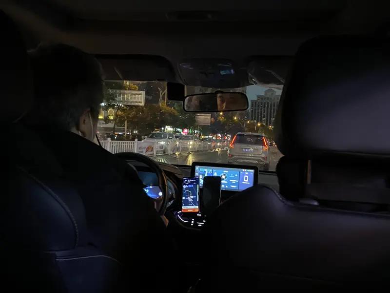 网约车司机是一份丢人的工作吗?网约车司机这份工作丝毫不丢人！就以车为例，广汽埃