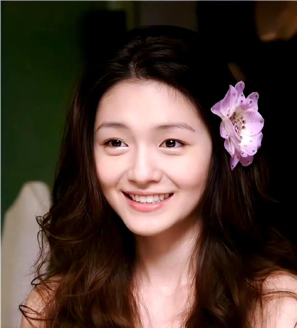 大s说：女人最需要的就是幸福，人一幸福个性会跟着好起来，身材和皮肤都跟着好起