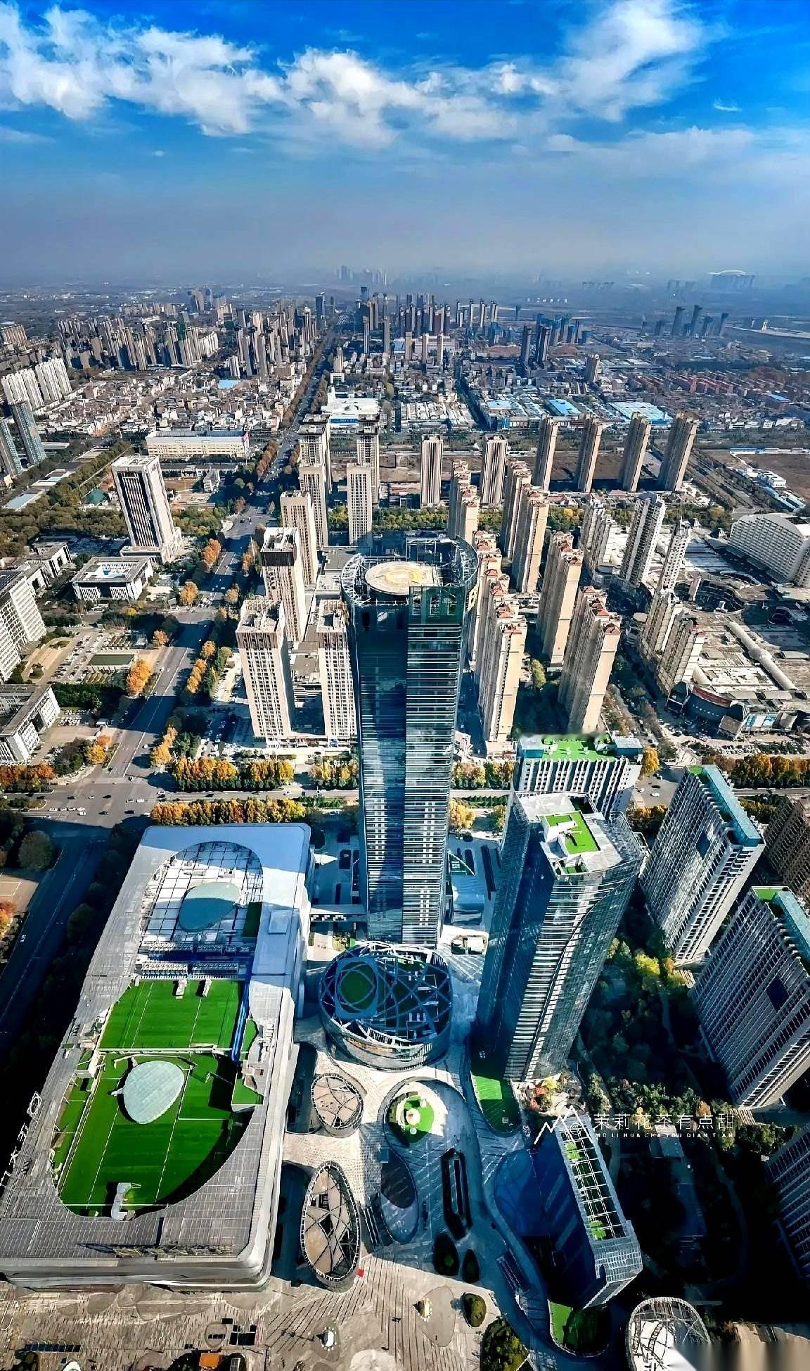 中部两座大城，洛阳和襄阳，终于掰起了手腕。一张经济成绩单甩出来，洛阳6164亿