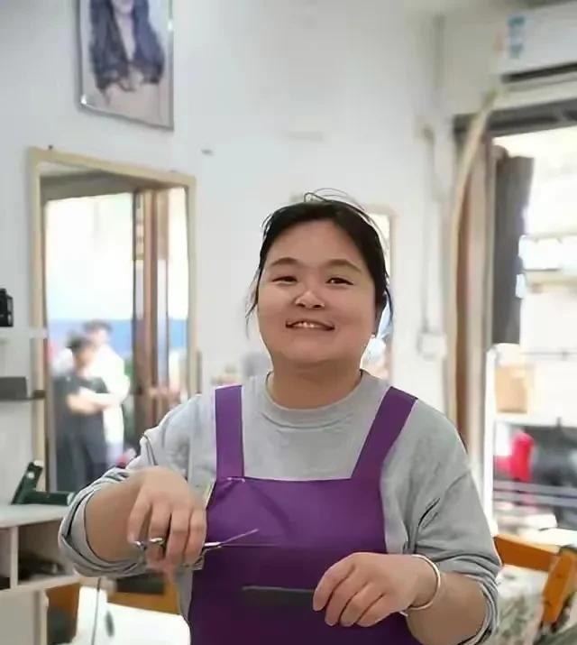李晓华又当又立，说店面处于亏损状态，却丝毫不提流量1000万的时候，她拿到了多少