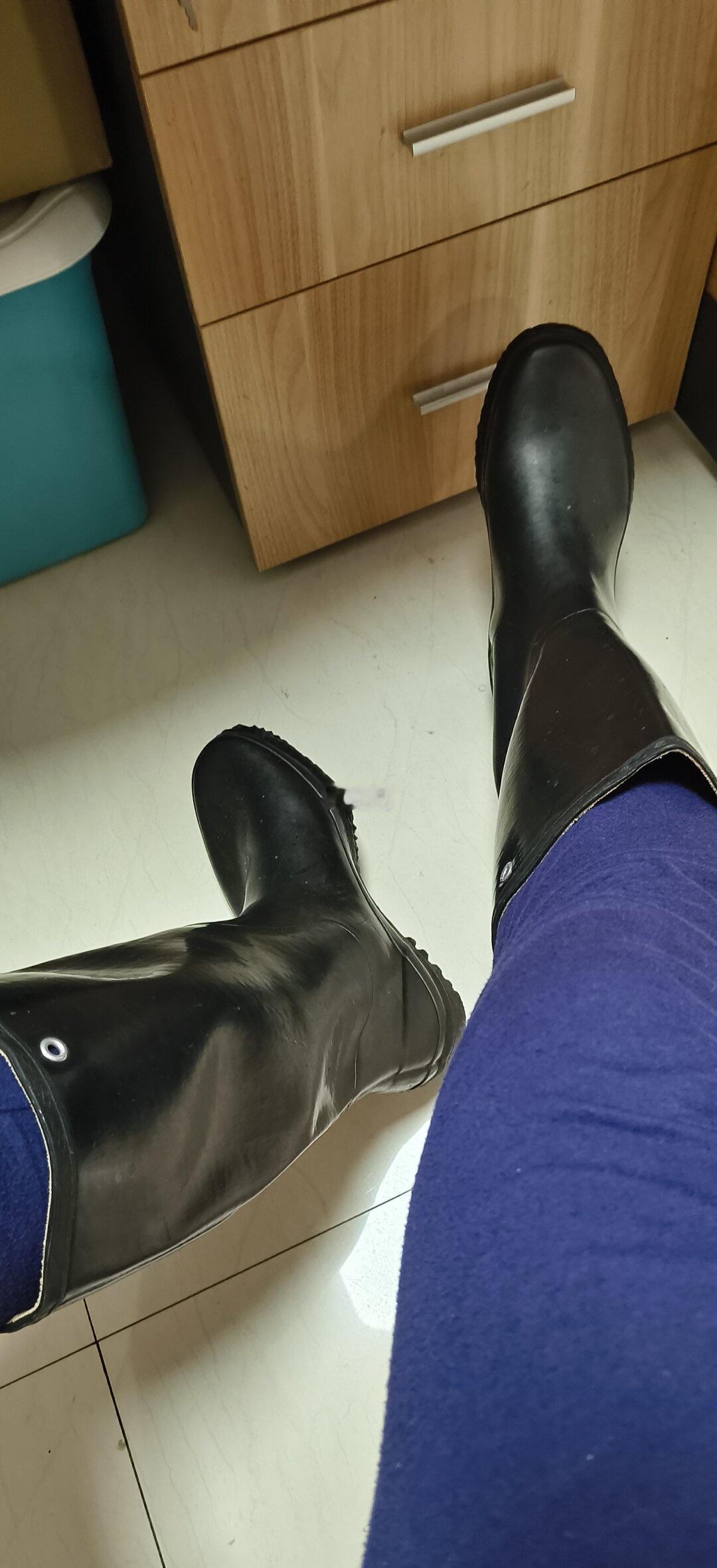 雨靴舒服的靴子这一秒我正穿的鞋