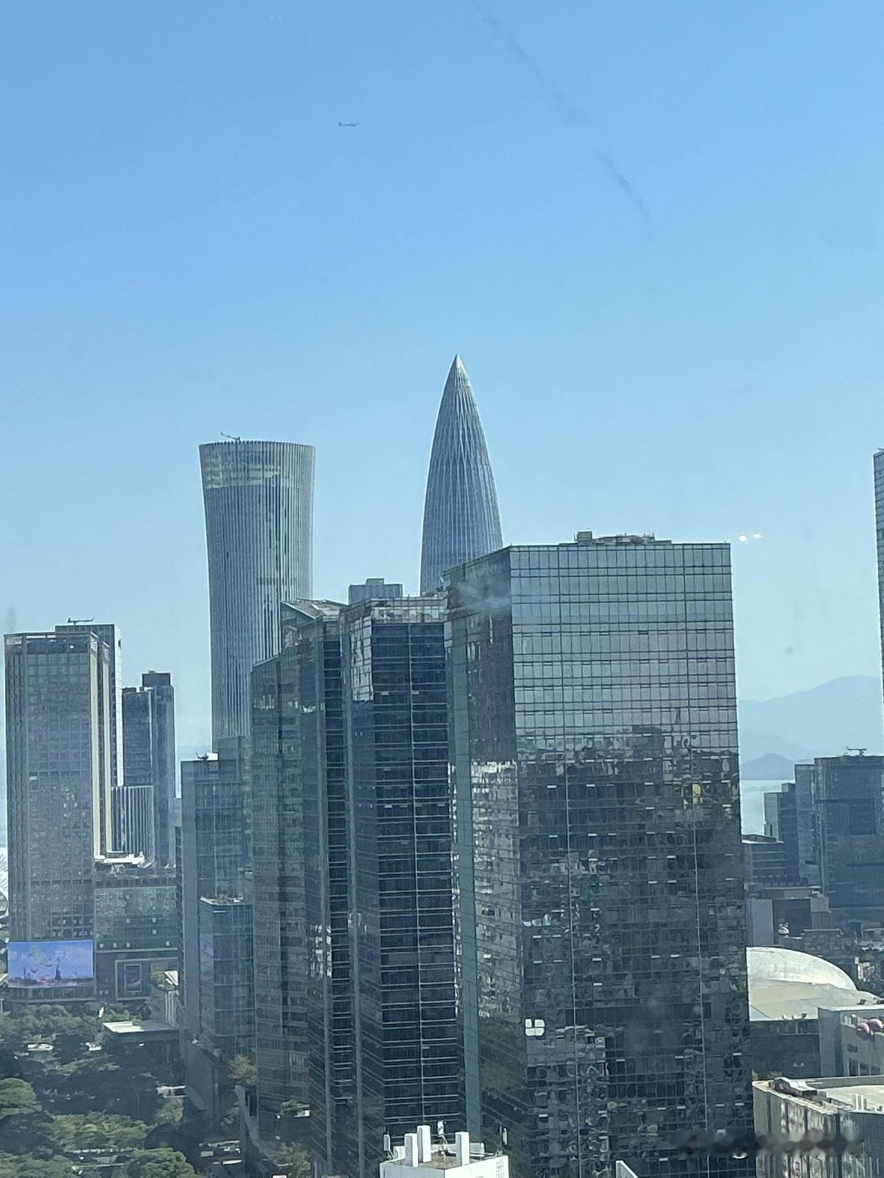 我创业成功了，身边朋友没一个替我高兴我才创业一年。周围朋友看我这一年折腾得挺