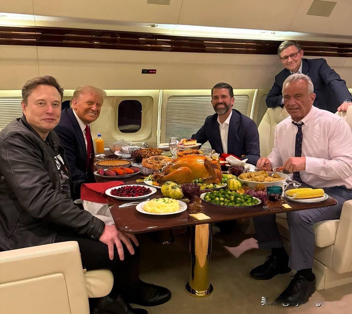 从爱泼斯坦岛撤离的难民正在飞往美国……