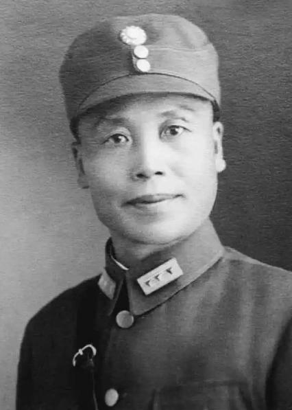孙连仲将军临终前向儿子坦言：1938年台儿庄那夜，其实胜局已定，是李宗仁许下一个