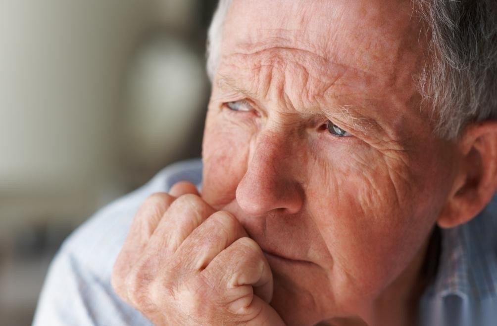 男人的衰老不是某一天突然到来的，它是一个悄悄进行的过程，只是身体会用各种方式把这