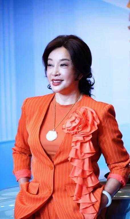刘晓庆事件再升级，遭索赔504万古柯再爆猛料刘晓庆纠纷事件持续升级，古柯起诉索