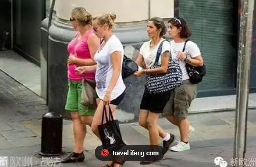 据说，欧洲的小偷居然达成了一种共识，那就是可以去偷中国人的钱财和物品，但是绝对不