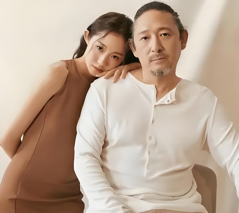 万千惠比董璇还让人看不懂！老公三宝背景再牛，她胳膊肘往外拐才真离谱最近万千惠