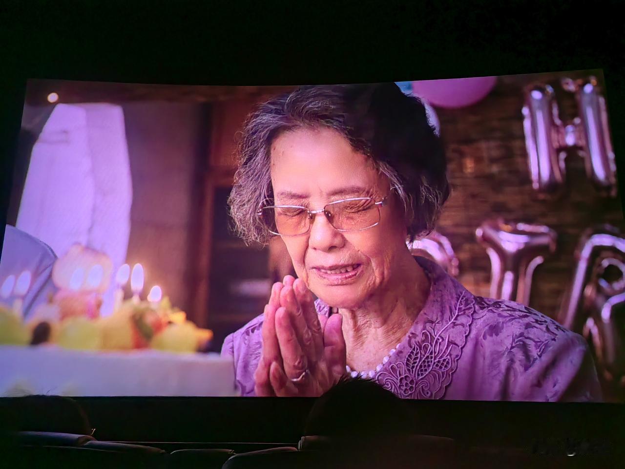 昨天去电影院看了《给阿嬷的情书》，其实就是一部朴实无华，真实，平淡，细腻的下南洋