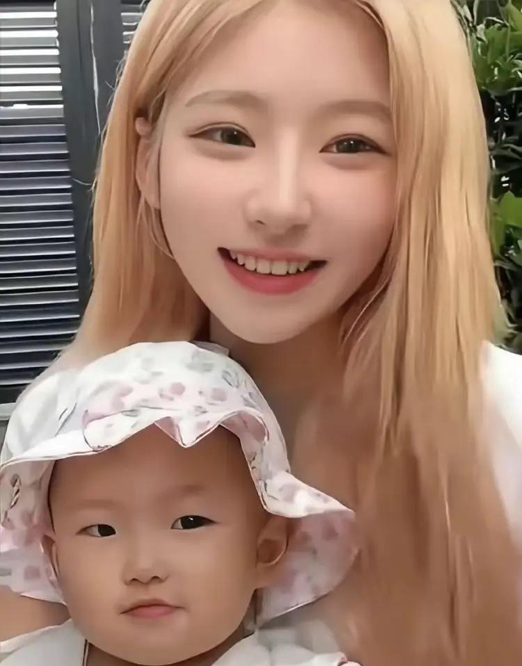 难怪王思聪都治不了黄一鸣。前男友爆料她长期出轨行为。本来以为她会扛不住这