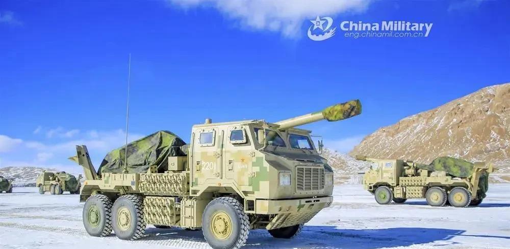 PCL-181型卡车炮在新疆军区部队形成战斗力！PCL-181型155mm轮式