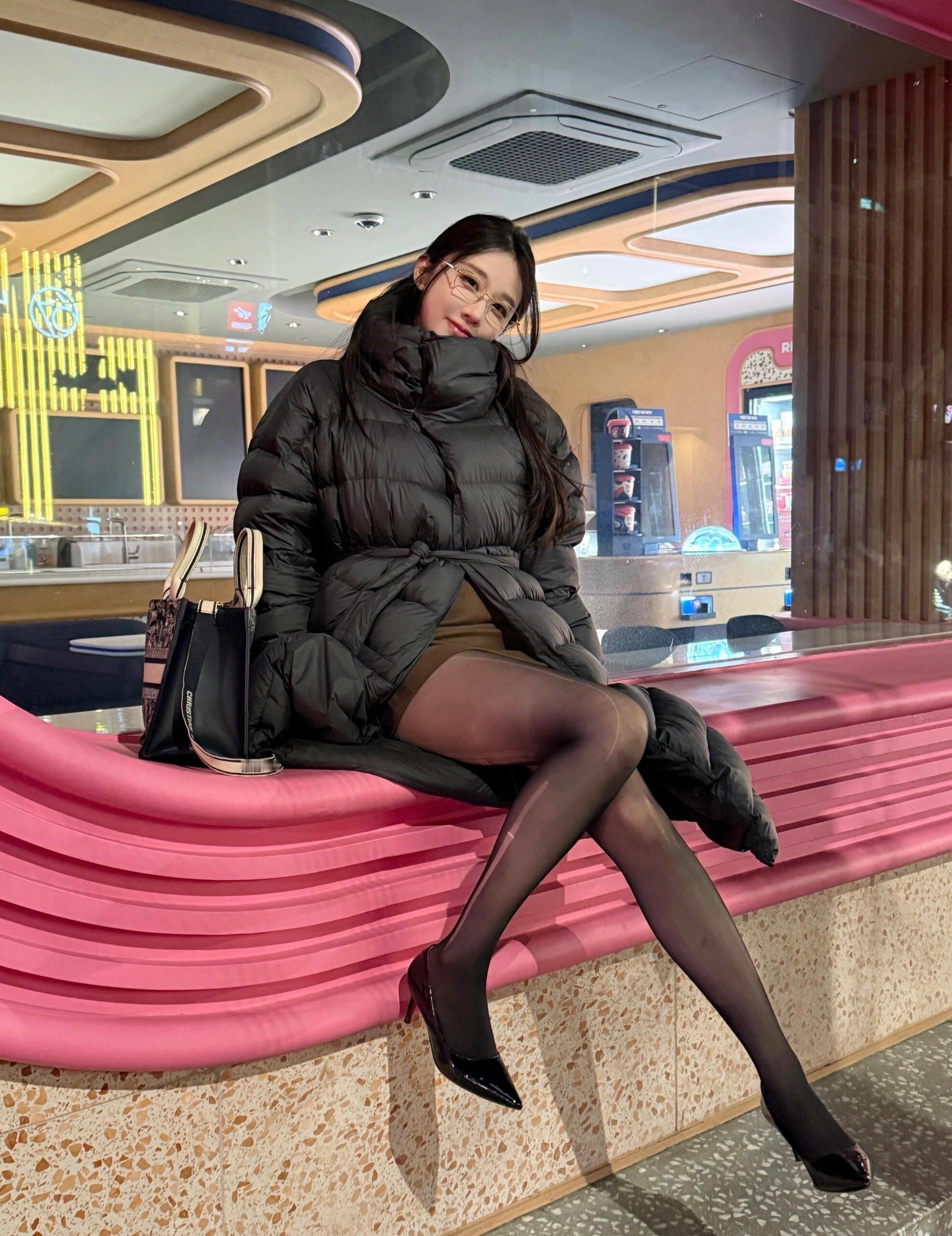 路人镜头下的轩子老师[玫瑰]​​​