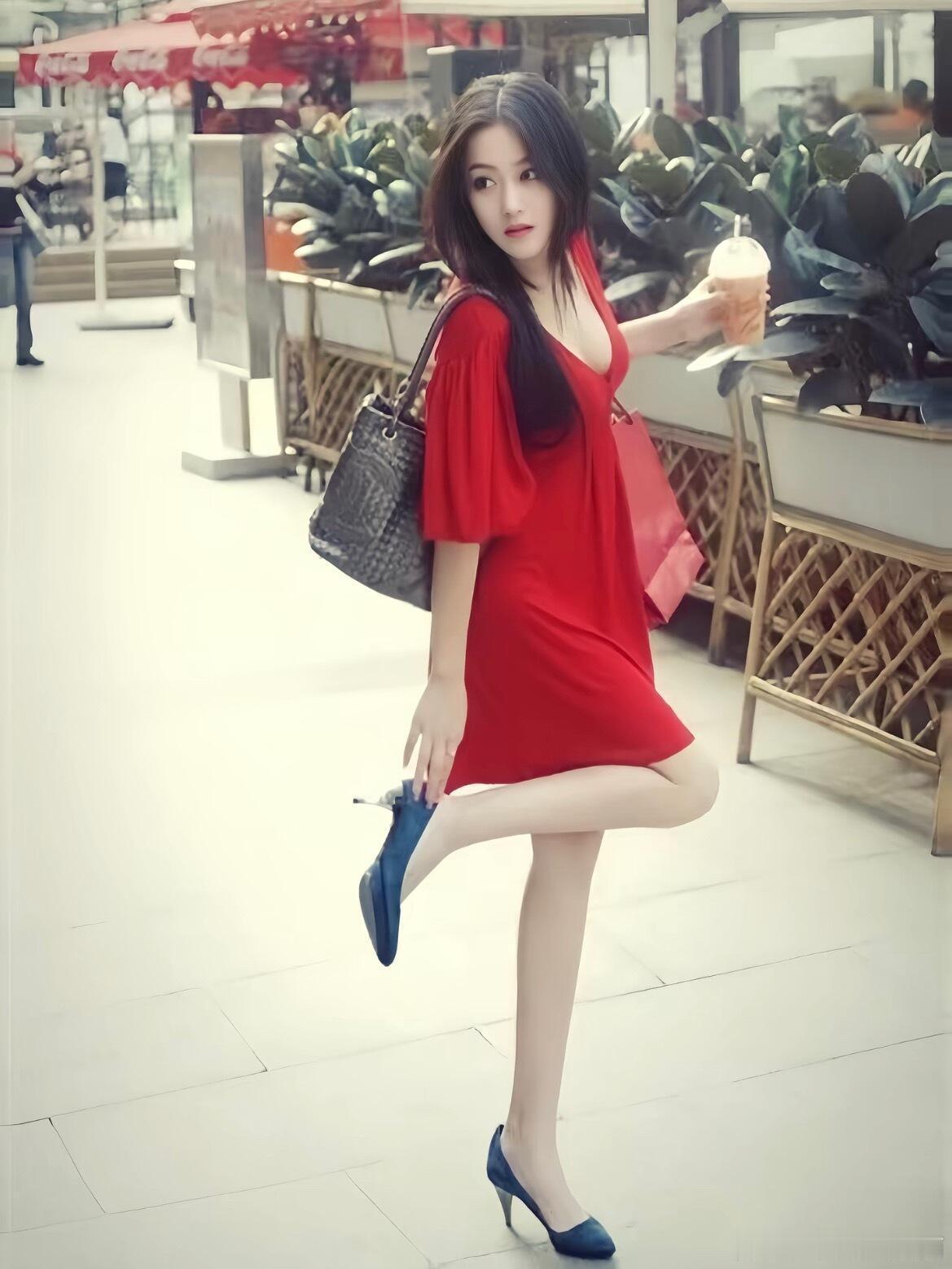 张馨予早期美得好有冲击力“危险迷人的坏女人”