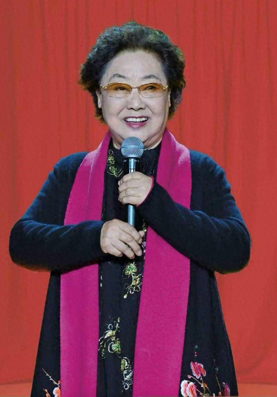 痛别郭兰英！97岁艺术家仙逝，后事安排惹人动容97岁人民艺术家郭兰英离世，剧院