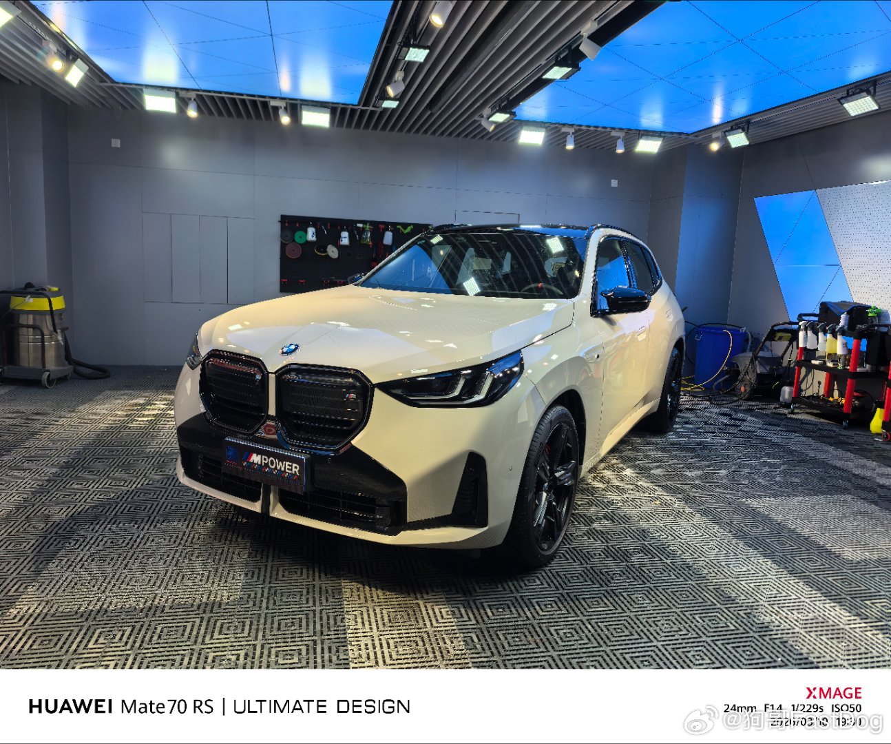 有没有兄弟知道这台车具体的型号（答案：x3m50）昨天在去办车子手续的时候看到