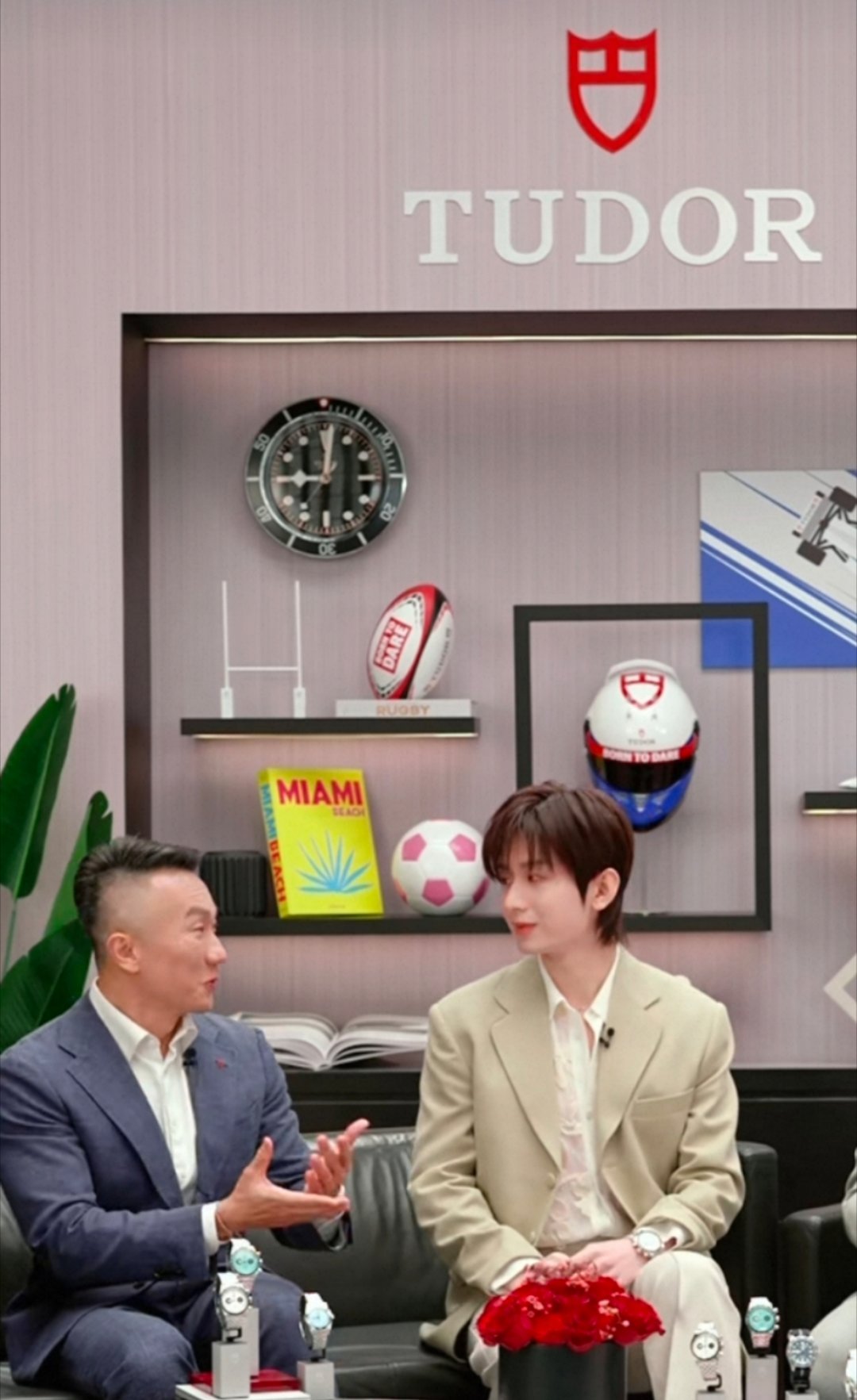 眉开眼笑帝舵：成毅全球首次发布就佩戴的我们代言人懂？