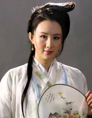 水浒传细节探讨。石秀和杨雄的故事里，潘巧云见到裴如海，丫鬟端出一