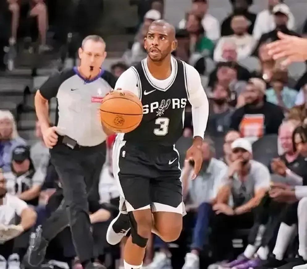 保罗希望加盟火箭！前nba球员帕森斯透露，自由球员保罗希望可以加盟火箭，而火
