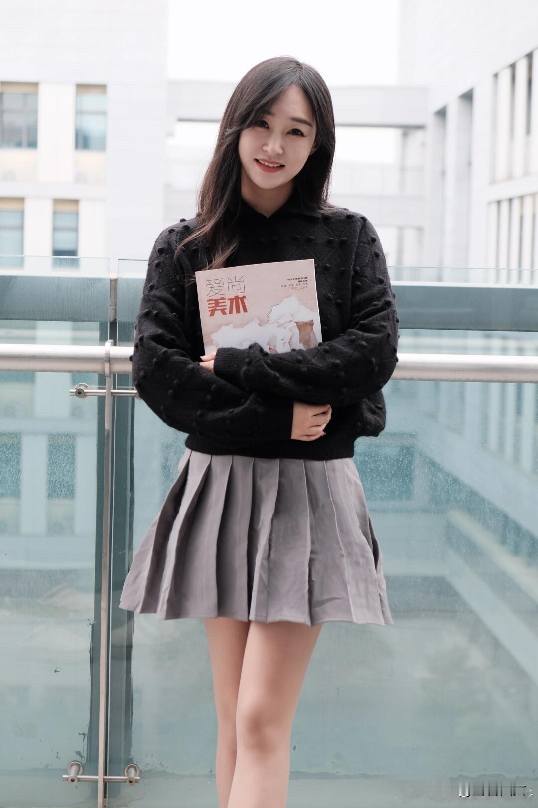 女人如何穿出含蓄的性感?独特风格，展现非凡的才华。