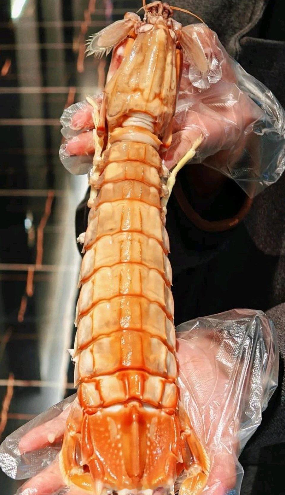 市监局称4只皮皮虾1035元价格合规现在需要确认的就是店家有没有标注清楚756元