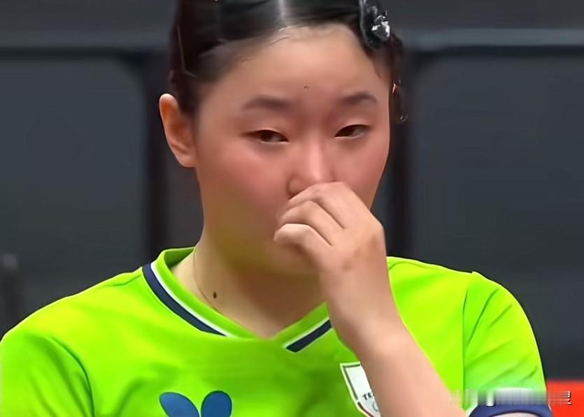 昨天这个人又被王曼昱打哭了，你感觉高兴吗？我觉得挺高兴。王曼昱昨天打他还是很
