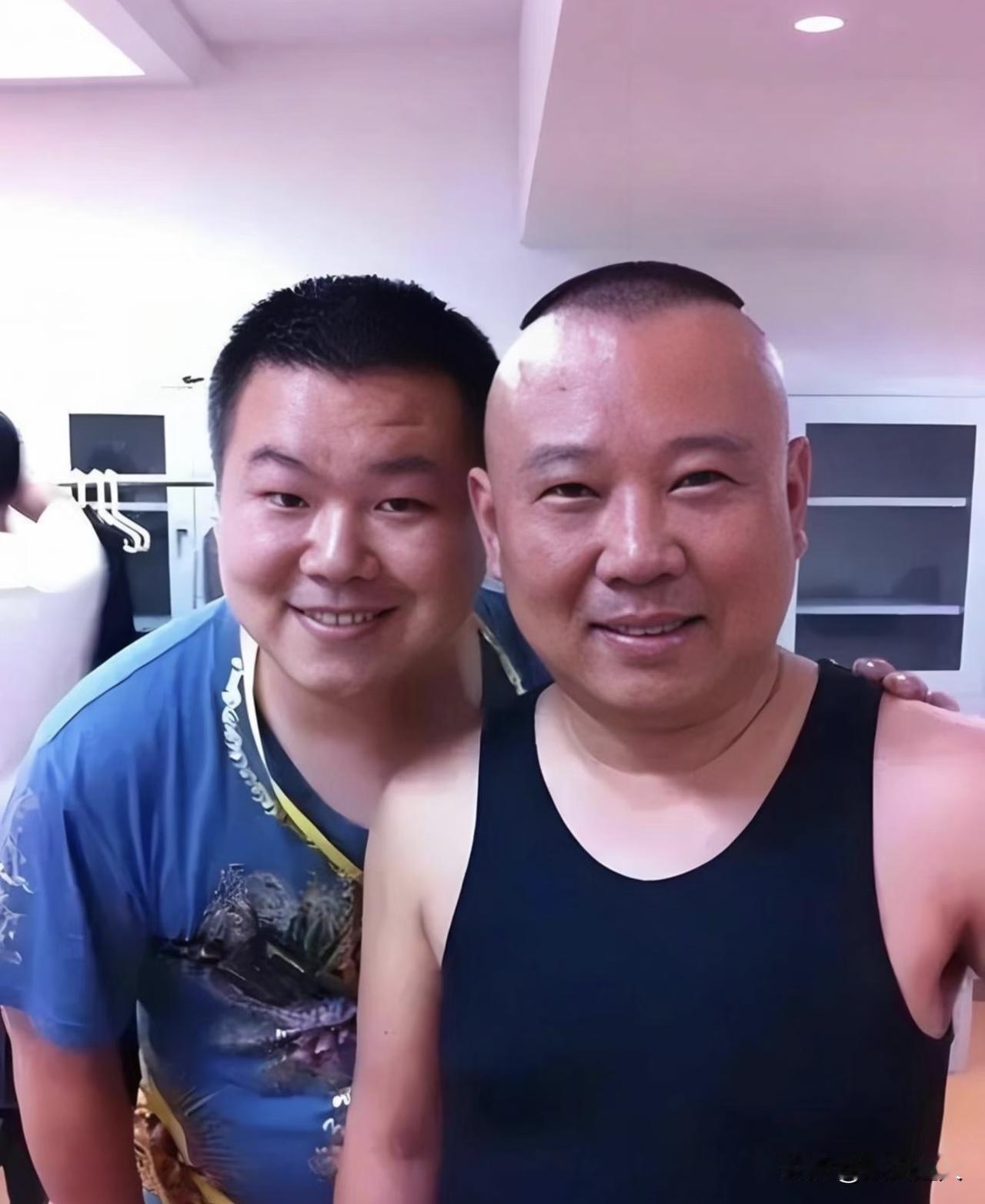 岳云鹏这个人，聪明是真聪明。最近郭德纲摊上事了，因为改编《弹起我心爱的土琵琶