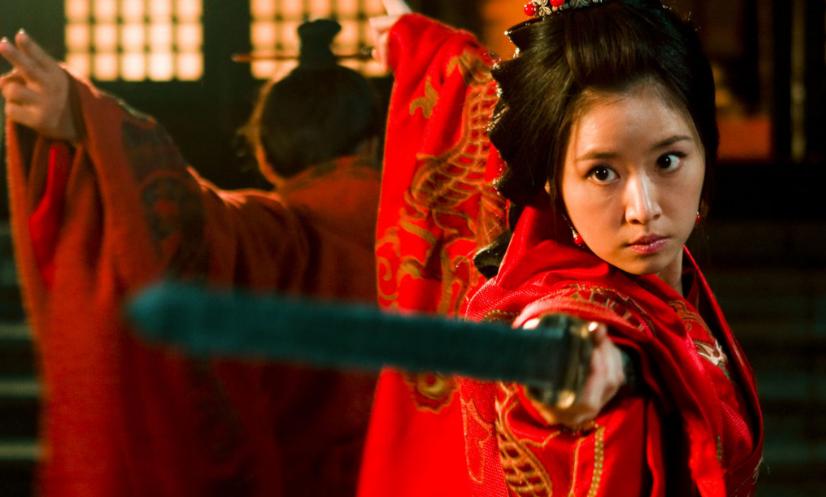 1881年，71岁的左宗棠娶了17岁的章怡为妾。洞房花烛夜，章怡慌忙拭去