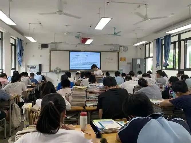 你根本就不知道，想考985有多难？1、中考上不了重点高中，基本上就跟985没关系