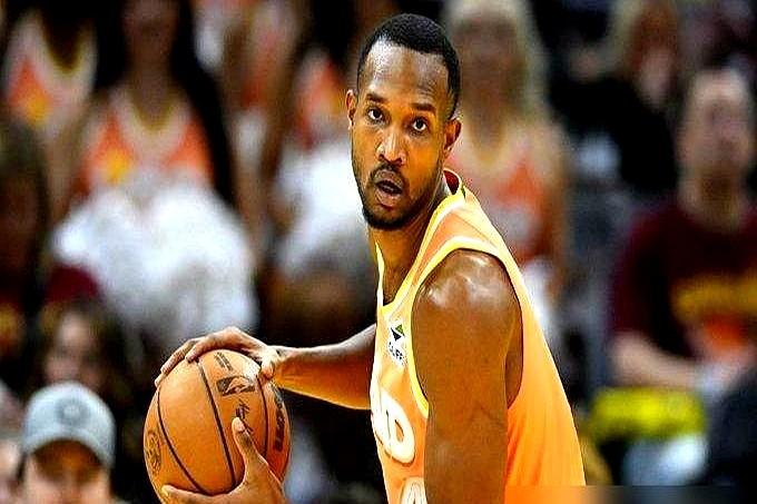 谁能想到，一个中锋的命中率能飙到76.7%。这事就发生在克利夫兰。骑士送走2