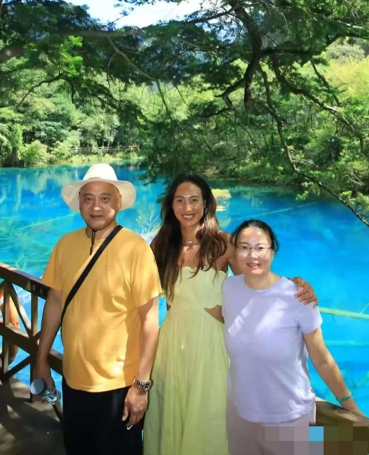 郑钦文估计很难谈恋爱了不是因为她太优秀，也不是因为她事业心太强，而是因为她有一