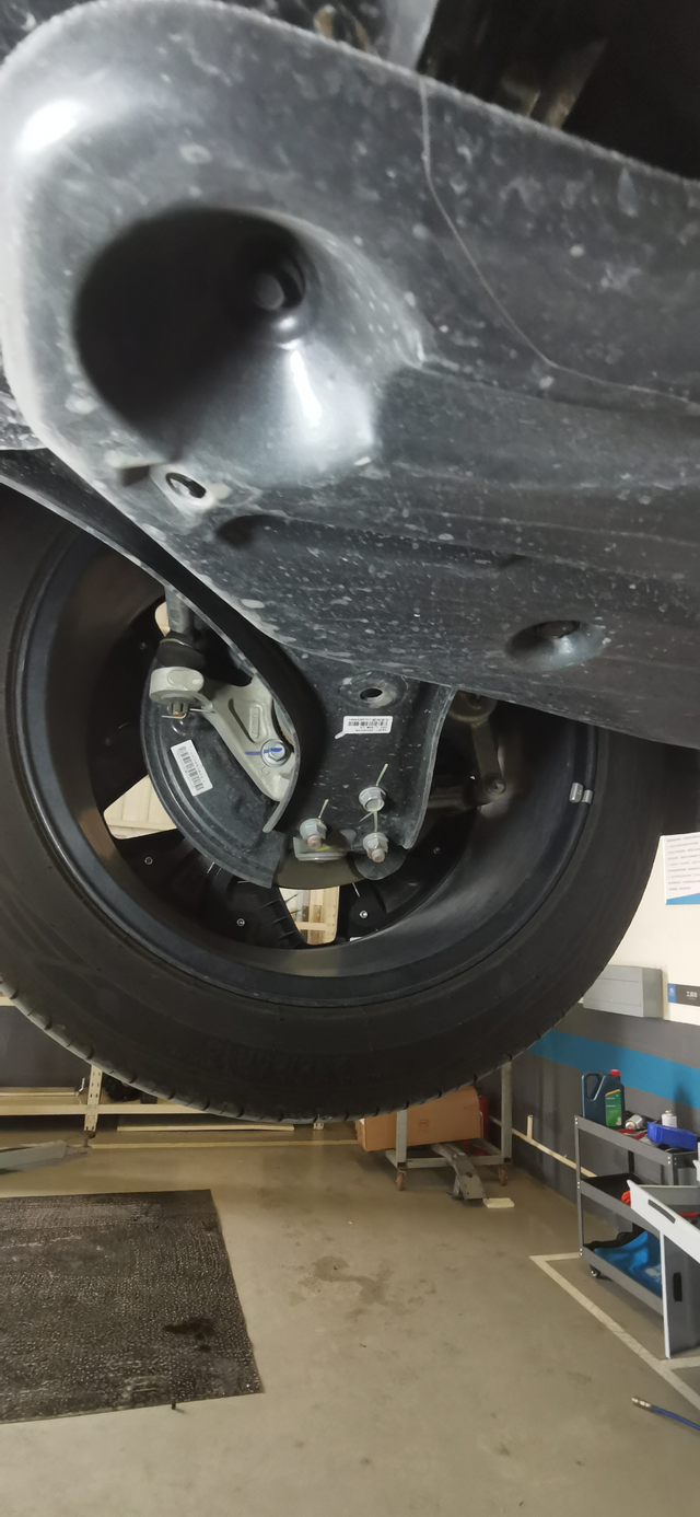 宋plusdmi3500公里首保失败今日行驶里程3500公里，提车时候4儿子店