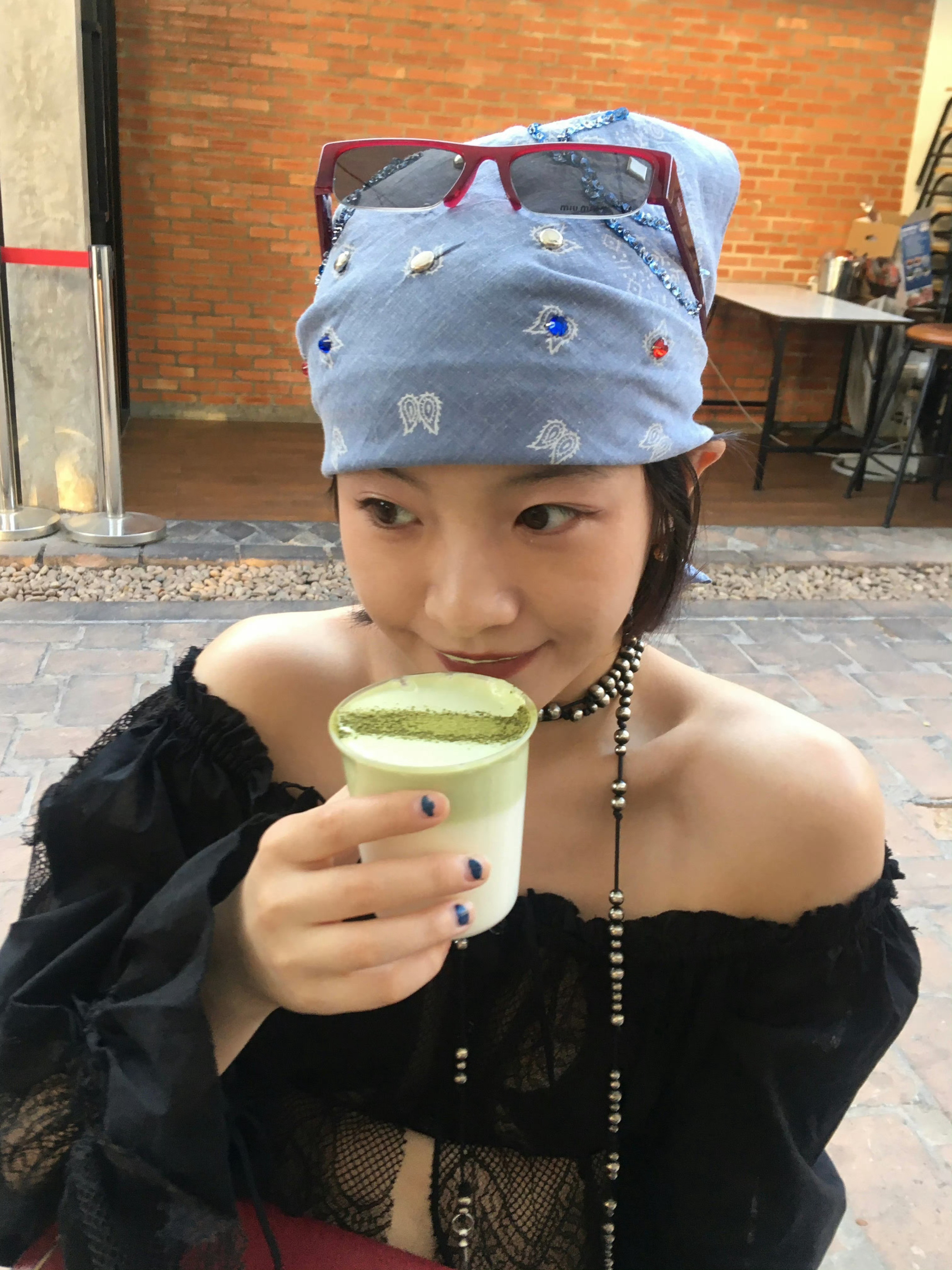 我在家长前面vs在朋友面前