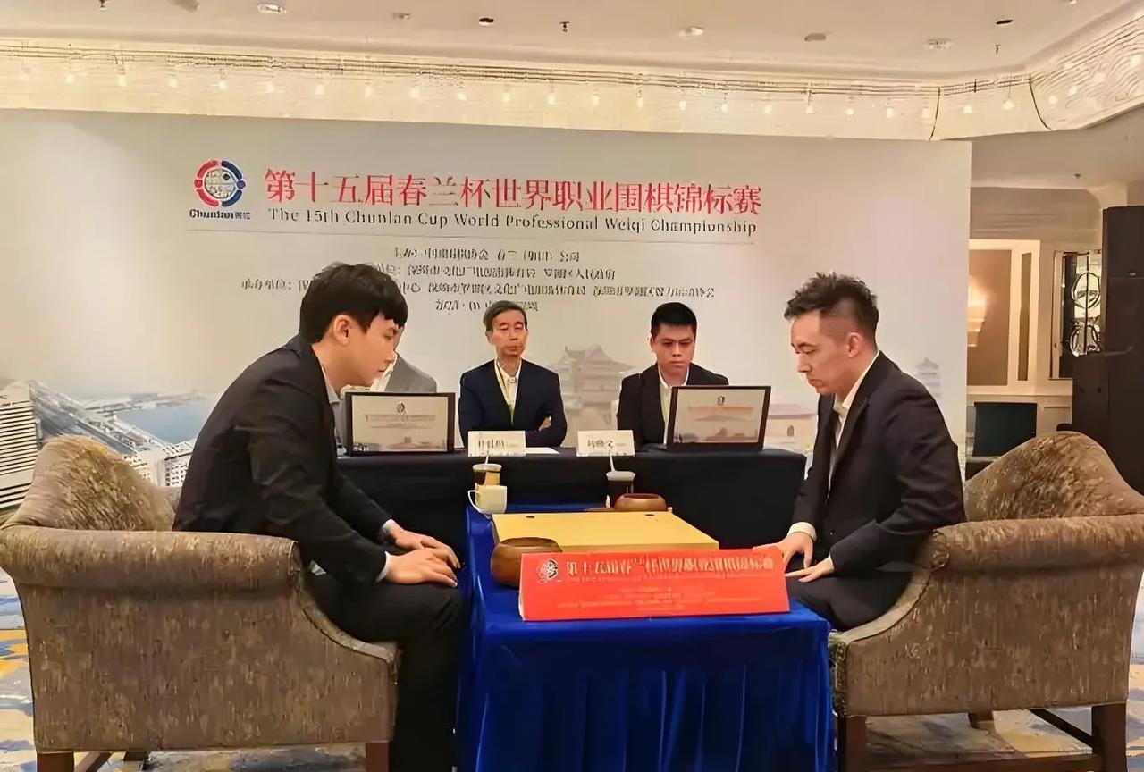 朴廷桓故技重演，杨楷文不为所动北京时间6月23日，2025年第十五届世界职业围