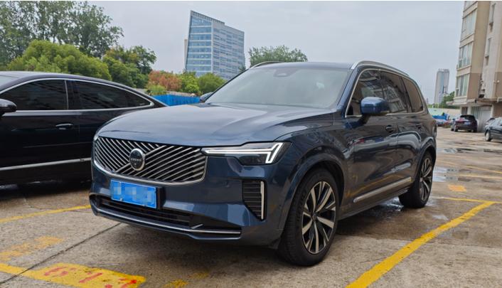 放弃国产新势力，选择沃尔沃全新XC90后悔吗？车主现身说法。下定沃尔沃全新