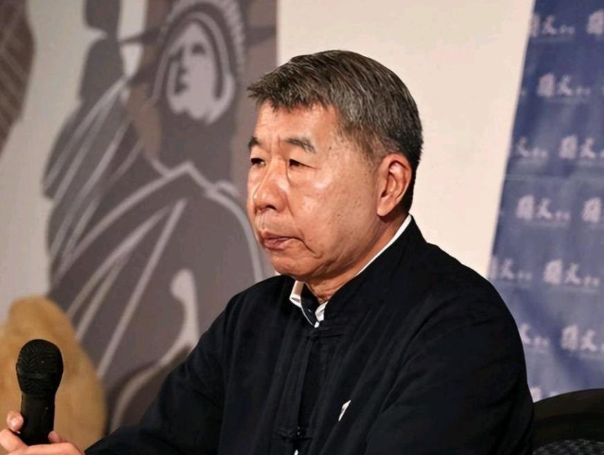 张亚中真是高风亮节！张亚中表示，愿意捐助480万承担郑主席访陆全部经费。4月16