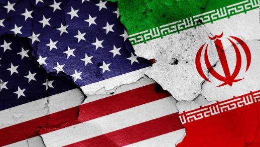 有美国人很害怕，伊朗如果被逼到绝路，全世界都要付出代价！目前，伊朗国内局势高度